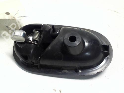 Venstre foran invendig håndtak DACIA SANDERO II TCe 90 (B8M1, B8MA, B8AC) (90 hp) 20959076