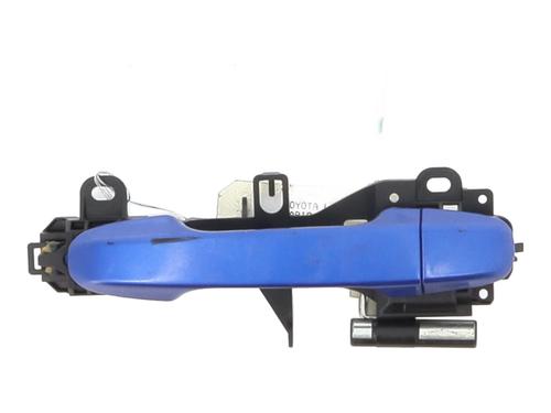 Used Front right exterior door handle TOYOTA YARIS (_P13_) 1.5 Hybrid (NHP130_, NHP130) (101 hp) 27570394