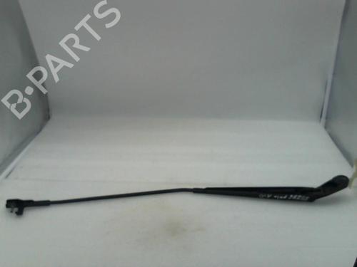 Used Front windshield wiper arm VW POLO (9N_, 9A_) 1.2 12V (64 hp) 20941313