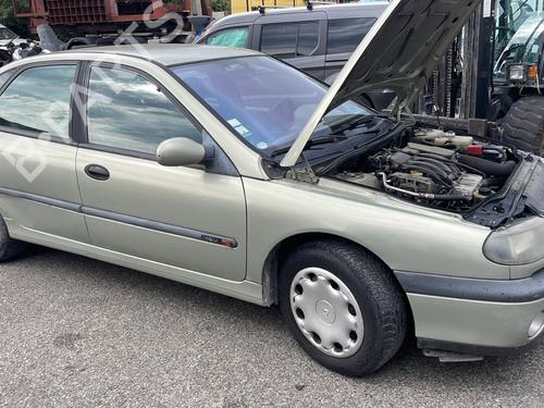 Rear bumper RENAULT LAGUNA I (B56_, 556_) 1.8 16V (B563, B564) | BP29937002C8