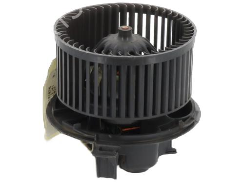 Used Heater blower motor DACIA SANDERO 1.4 (BS0C, BS0A, BS0G, BS1F, BS0E) (75 hp) 27266060