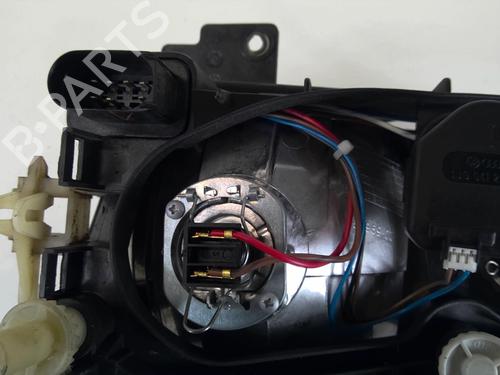 Right headlight VW POLO (6N2) 1.4 | BP20968869C29