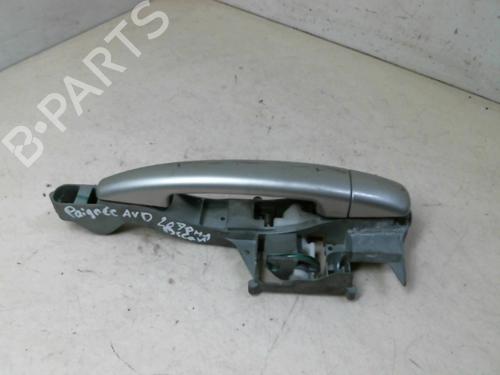 Used Front right exterior door handle Front right exterior door handle 20972460 20972460
