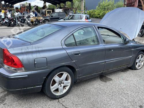Used Parts VOLVO S60 I (384) 2.4 D 2916154