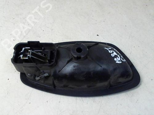 Used Front left interior door handle Front left interior door handle RENAULT SCÉNIC III (JZ0/1_) 1.9 dCi (JZ0J, JZ1J, JZ1K, JZ1S) (131 hp) 20950700 20950700