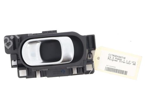 Used Rear left interior door handle Rear left interior door handle CITROËN C3 III (SX) 1.2 VTi 82 (82 hp) 23901258 23901258