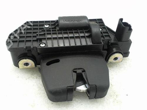 Used Tailgate lock PEUGEOT 208 I (CA_, CC_) 1.6 HDi / BlueHDi 75 (75 hp) 20964577