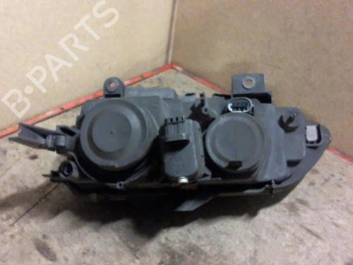 Right headlight RENAULT ESPACE III (JE0_) 2.2 dCi (JE0K) | BP25267697C29 
