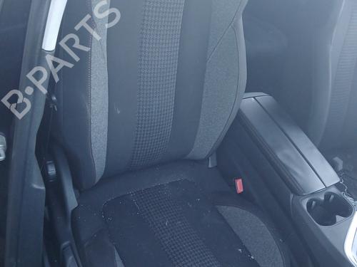 Used Right front seat PEUGEOT 5008 II (MC_, MJ_, MR_, M4_) 1.6 BlueHDi 120 (MCBHZH, MCBHZW) (120 hp) 32003235