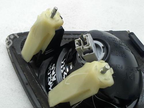 Used Right tailgate light Right tailgate light MAZDA 3 (BK) 1.6 (BK14) (105 hp) 20944136 20944136