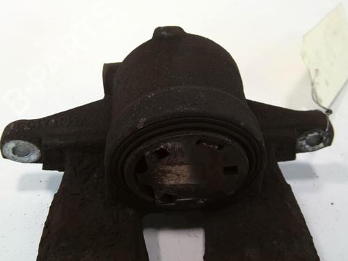 Used Left front brake caliper FIAT GRANDE PUNTO (199_) 1.3 D Multijet (75 hp) 20940580