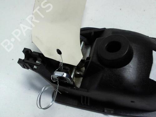 Venstre bak invendig håndtak LANCIA MUSA (350_) 1.3 D Multijet (350.AXG11, 350.AXG1A) (90 hp) 20959098