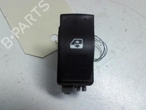 Used Right front window switch RENAULT SCÉNIC II (JM0/1_) 1.6 16V (JM1R) (112 hp) 20971103