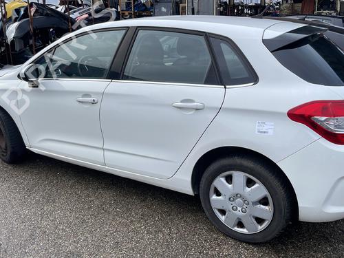 Brugte CITROËN C4 II (NC_) 1.6 HDi 115 (114 hp) 4411701