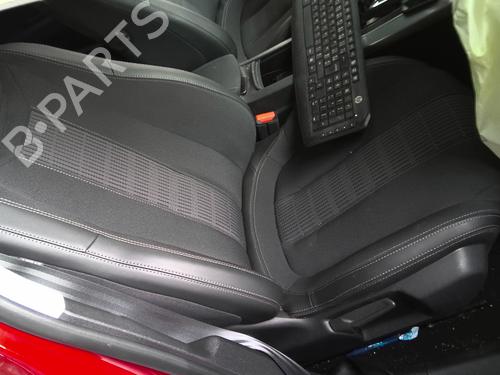 Used Right front seat Right front seat PEUGEOT 308 II (LB_, LP_, LW_, LH_, L3_) 1.5 BlueHDi 130 (131 hp) 24524104 24524104