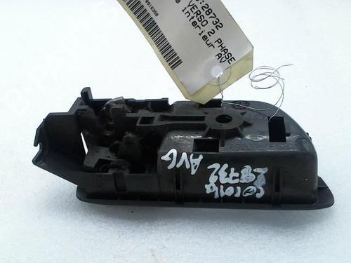 Used Front left interior door handle TOYOTA COROLLA Verso (ZER_, ZZE12_, R1_) 2.2 D-4D (AUR10_, AUR10R) (136 hp) 20952403