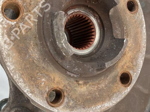 Used Right front steering knuckle Right front steering knuckle PORSCHE CAYENNE (9PA) S 4.5 (340 hp) 21062556 21062556