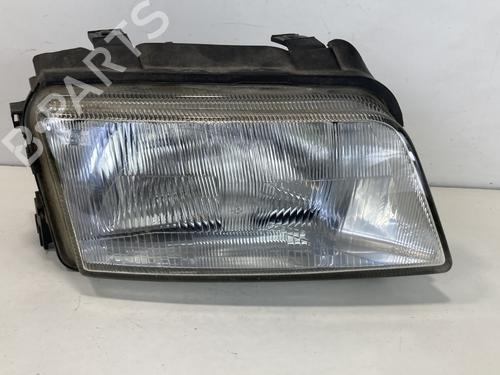 Used Right headlight AUDI A4 B5 (8D2) 1.6 (100 hp) 23400963