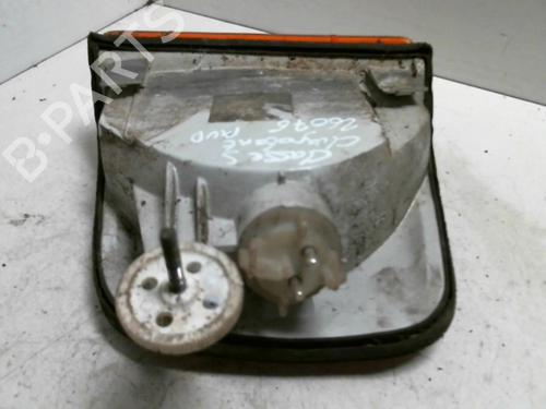 Used Right front indicator MERCEDES-BENZ S-CLASS (W126) 300 SE, SEL (126.024, 126.025) (180 hp) 22022047