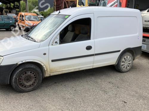 Højre forlygte OPEL COMBO Box Body/MPV 1.7 DI 16V | BP20944604C29 