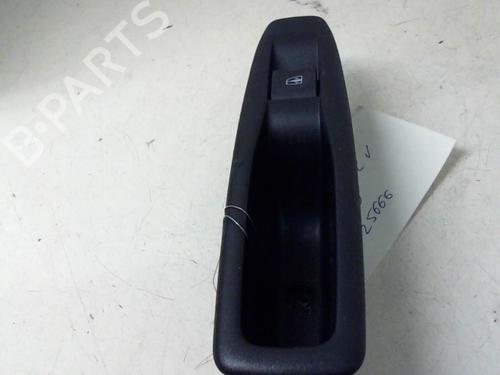 Used Right rear window switch Right rear window switch RENAULT CLIO IV Grandtour (KH_) 1.5 dCi 90 (KHN3, KHN4) (90 hp) 20963835 20963835