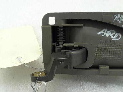 Højre bagtil invendig håndtag CITROËN XSARA PICASSO (N68) 2.0 16V (136 hp) 20952612