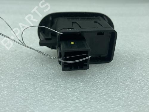 Used Right front window switch Right front window switch CITROËN C3 I (FC_, FN_) 1.4 HDi (68 hp) 23791930 23791930