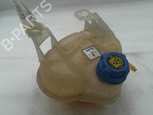 Used Expansion tank ALFA ROMEO MITO (955_) 1.3 MultiJet (955AXP1A, 955AYC1A) (95 hp) 20940959