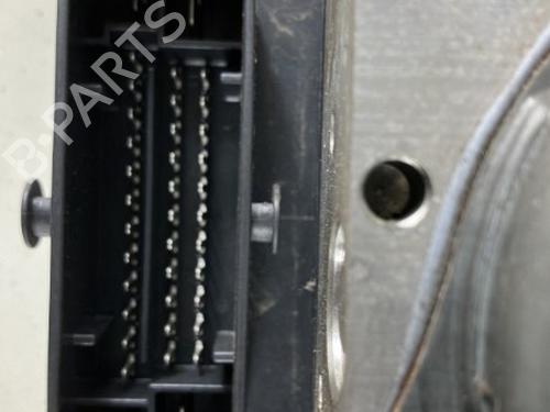 Used ABS pump ABS pump RENAULT CLIO V (B7_) 1.5 Blue dCi 85 (B7AG) (86 hp) 20943792 20943792