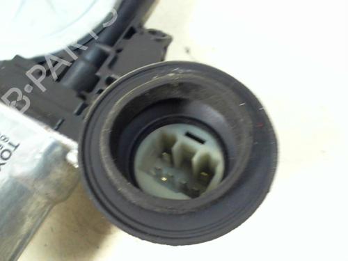 Front right window mechanism TOYOTA YARIS (_P9_) 1.4 D-4D (NLP90_, NLP90R) | BP20950696C23 