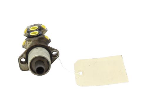 Used Brake master cylinder RENAULT RAPID Box Body/MPV (F40_, G40_) 1.1 (48 hp) 25289891