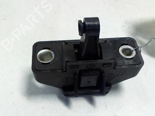 Used Tailgate lock DACIA SANDERO II TCe 90 (B8M1, B8MA, B8AC) (90 hp) 20941889