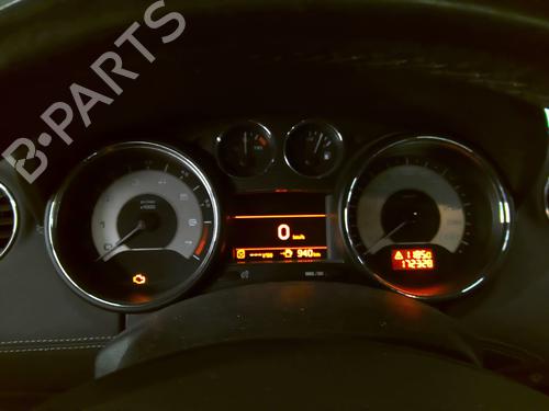 Used Instrument cluster Instrument cluster 37739621 37739621