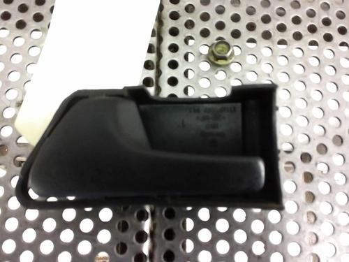 Used Front left interior door handle VW GOLF III (1H1) 2.0 (115 hp) 20945147