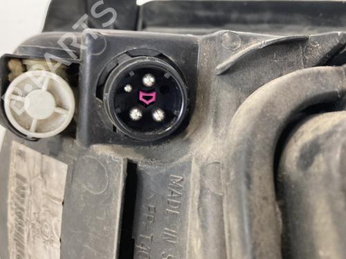 Used Right headlight Right headlight AUDI A4 B5 (8D2) 1.6 (100 hp) 23400963 23400963