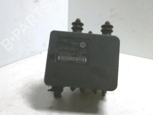 Used ABS pump AUDI A3 (8P1) 2.0 TDI 16V (140 hp) 20946624