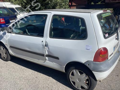 Brugte RENAULT TWINGO I (C06_) 1.2 (C066, C068) (58 hp) 4264012