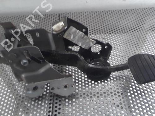 Used Break pedal RENAULT SCÉNIC III (JZ0/1_) 1.9 dCi (JZ0J, JZ1J, JZ1K, JZ1S) (131 hp) 20950755