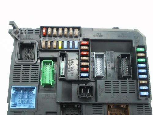 Fuse box PEUGEOT 308 SW II (LC_, LJ_, LR_, LX_, L4_) 1.6 HDi 92 | BP20962344E1 
