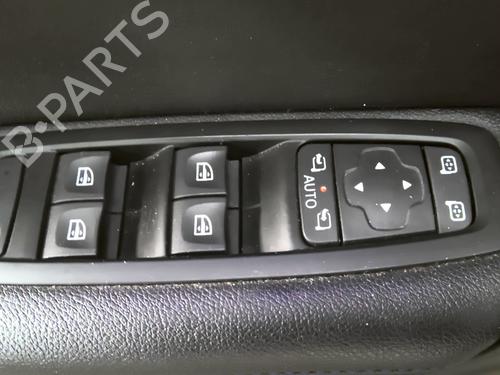 Used Left front window switch Left front window switch 33630547 33630547