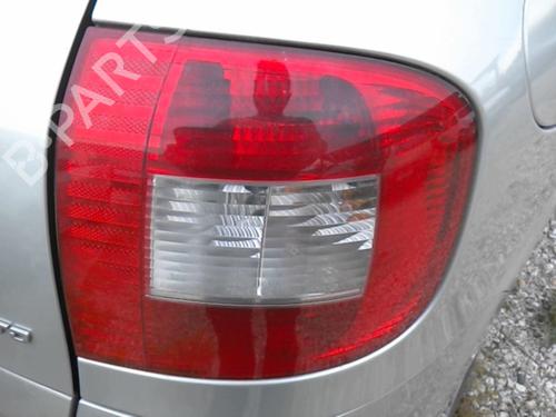 Używane Lampa tylna prawa FIAT MULTIPLA (186_) 1.9 JTD 115 (115 hp) 20945948
