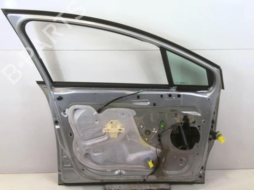 Used Left front door CITROËN C4 I (LC_) 1.4 16V (88 hp) 20953136
