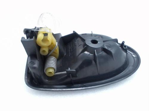 Venstre foran invendig håndtak RENAULT CLIO II (BB_, CB_) 1.5 dCi (B/C2J) (68 hp) 20953225