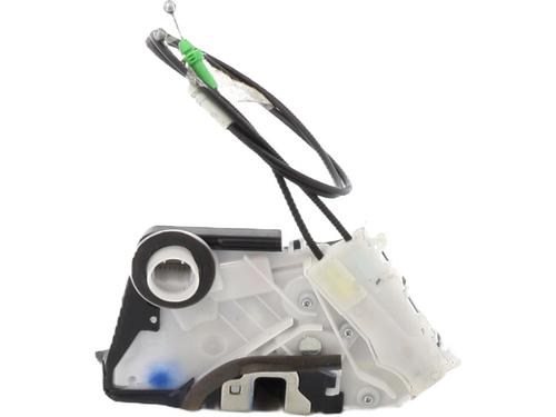 Used Front left lock TOYOTA YARIS (_P13_) 1.5 Hybrid (NHP130_, NHP130) (101 hp) 27570380