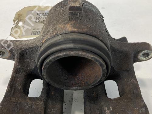 Used Right front brake caliper Right front brake caliper PEUGEOT 607 (9D, 9U) 2.2 HDi (133 hp) 23791888 23791888