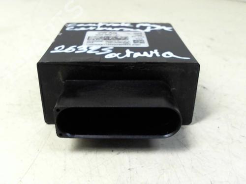 Used Switch SKODA OCTAVIA III (5E3, NL3, NR3) 1.6 TDI (110 hp) 22022729