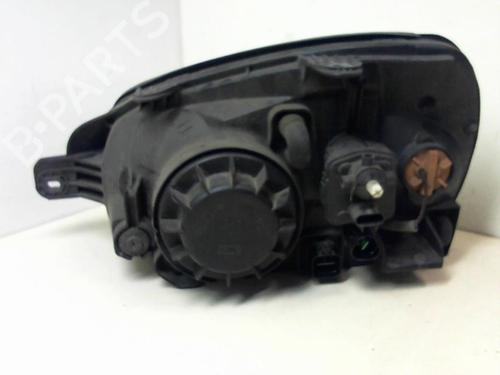 Right headlight HYUNDAI SANTA FÉ I (SM) 2.0 CRDi 4x4 | BP20960351C29 