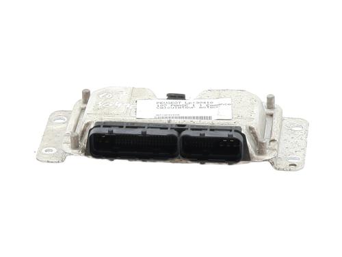 Used Engine control unit (ECU) PEUGEOT 107 (PM_, PN_) 1.0 (68 hp) 30899856