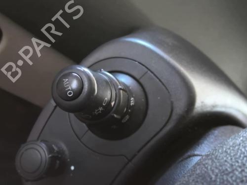 Used Switch Switch RENAULT SCÉNIC II (JM0/1_) 1.9 dCi (JM0G, JM12, JM1G, JM2C) (120 hp) 20972119 20972119