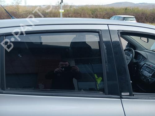 Dør rude højre bagtil HYUNDAI i20 I (PB, PBT) 1.2 (86 hp) 31658182